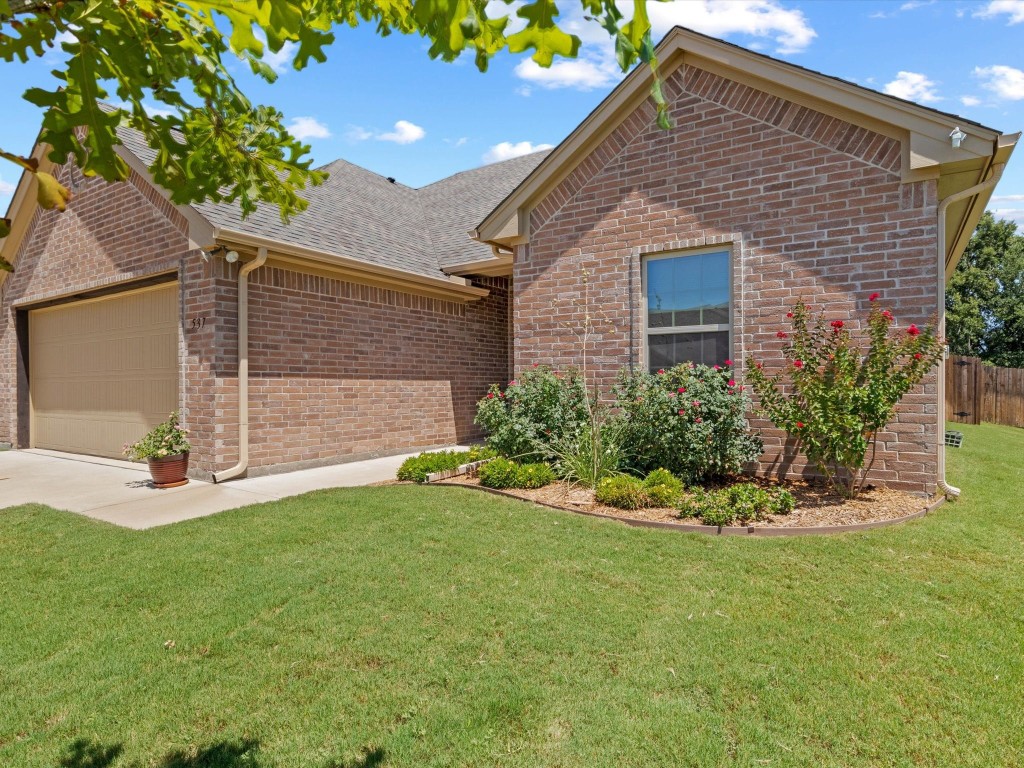 537 Landry Court Granbury TX 76049