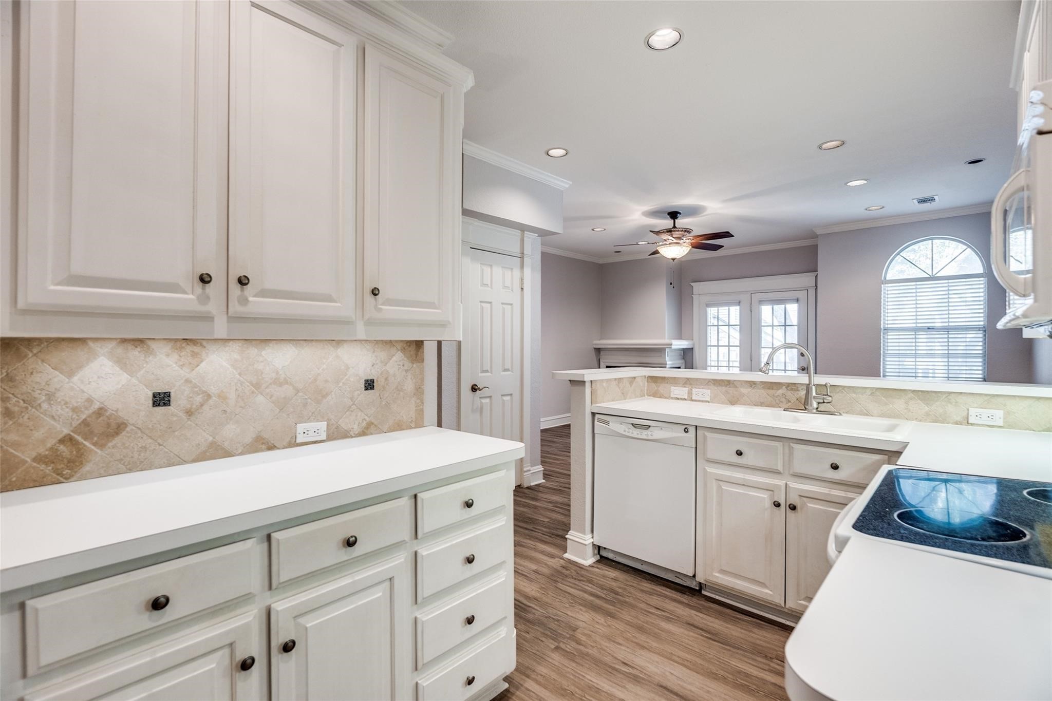 5325 Bent Tree Forest Drive Dallas TX 75248