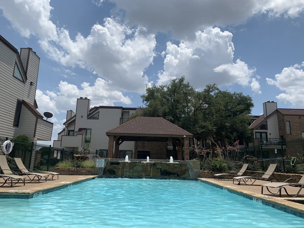 2311 Balsam Drive Arlington TX 76006