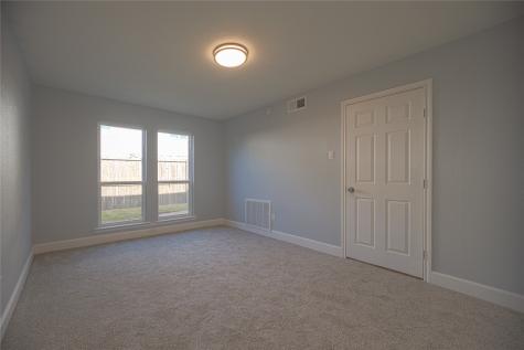733 Intrepid Drive Garland TX 75043