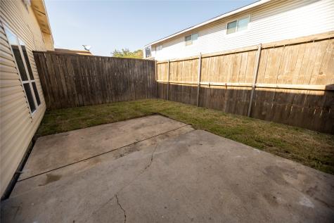 733 Intrepid Drive Garland TX 75043