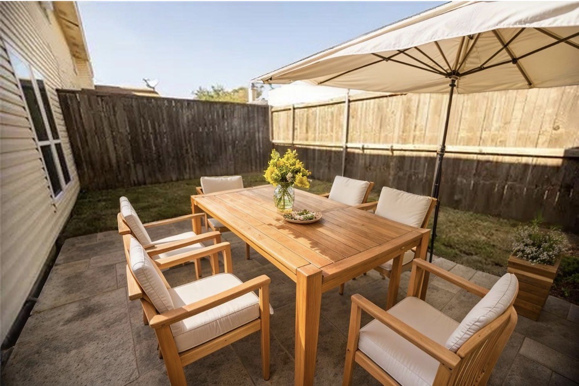 733 Intrepid Drive Garland TX 75043