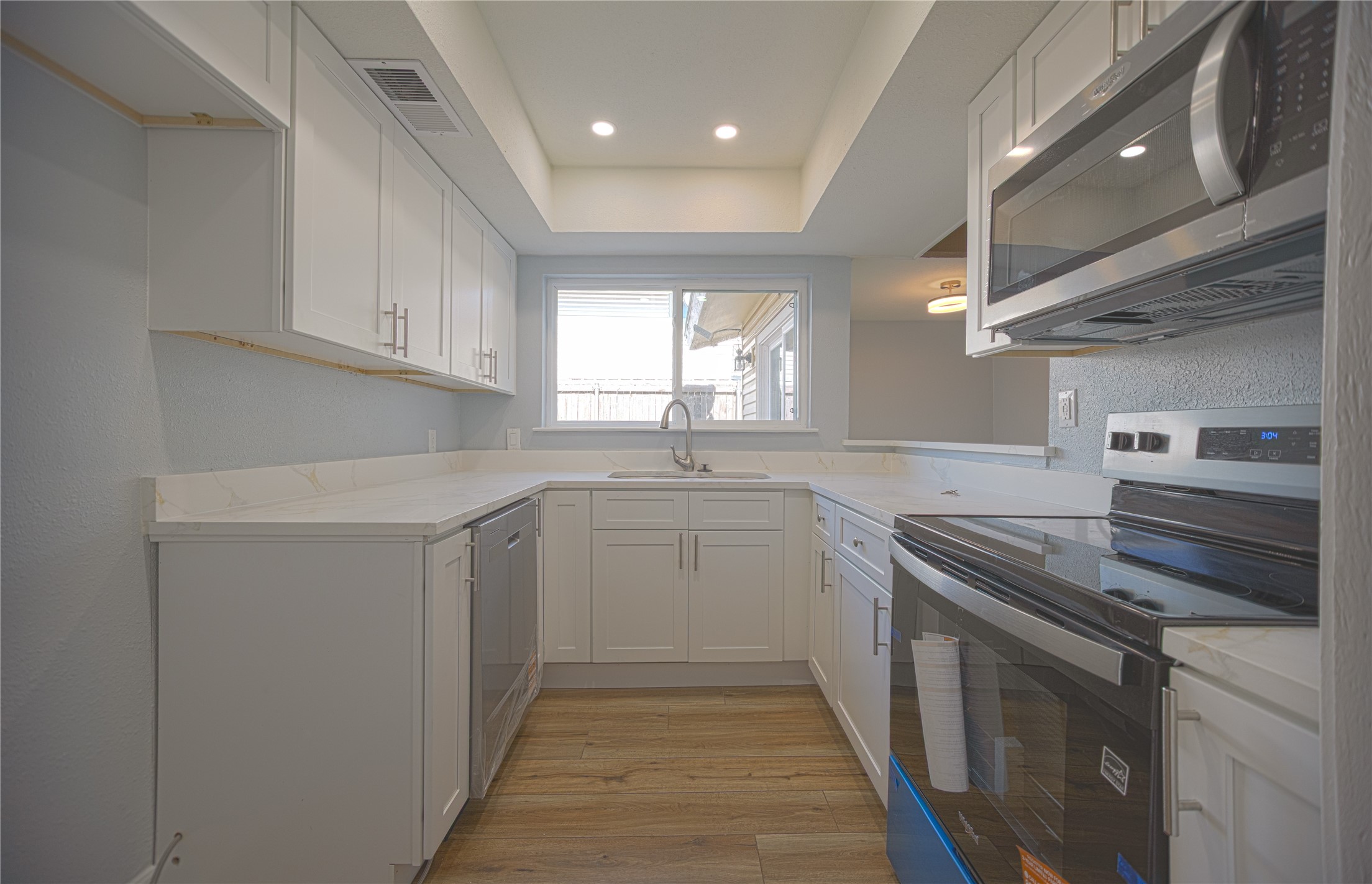 733 Intrepid Drive Garland TX 75043