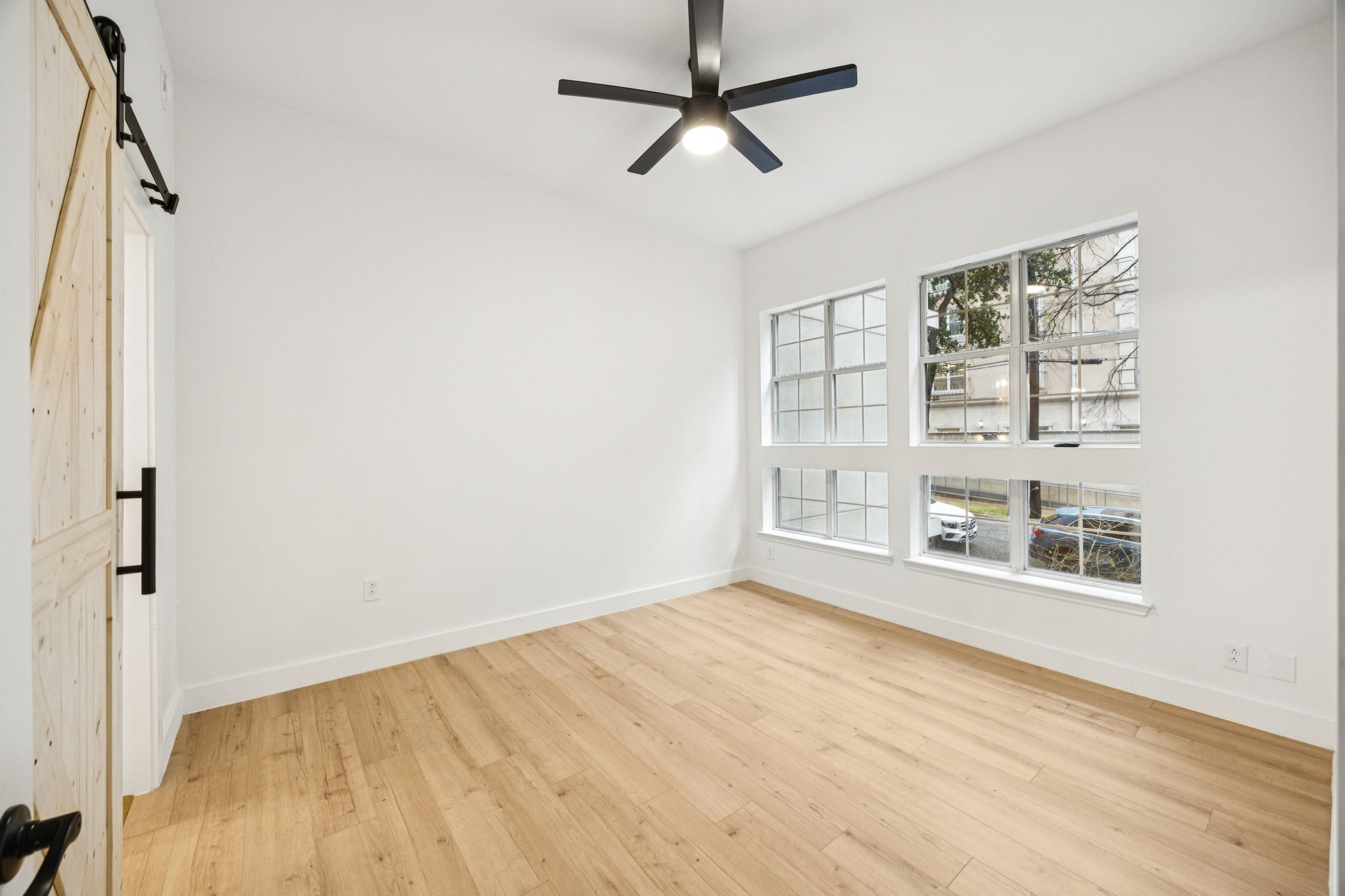 3225 Turtle Creek Boulevard Dallas TX 75219