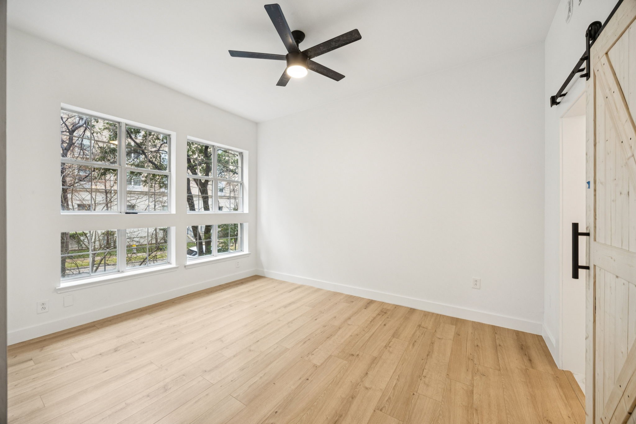 3225 Turtle Creek Boulevard Dallas TX 75219