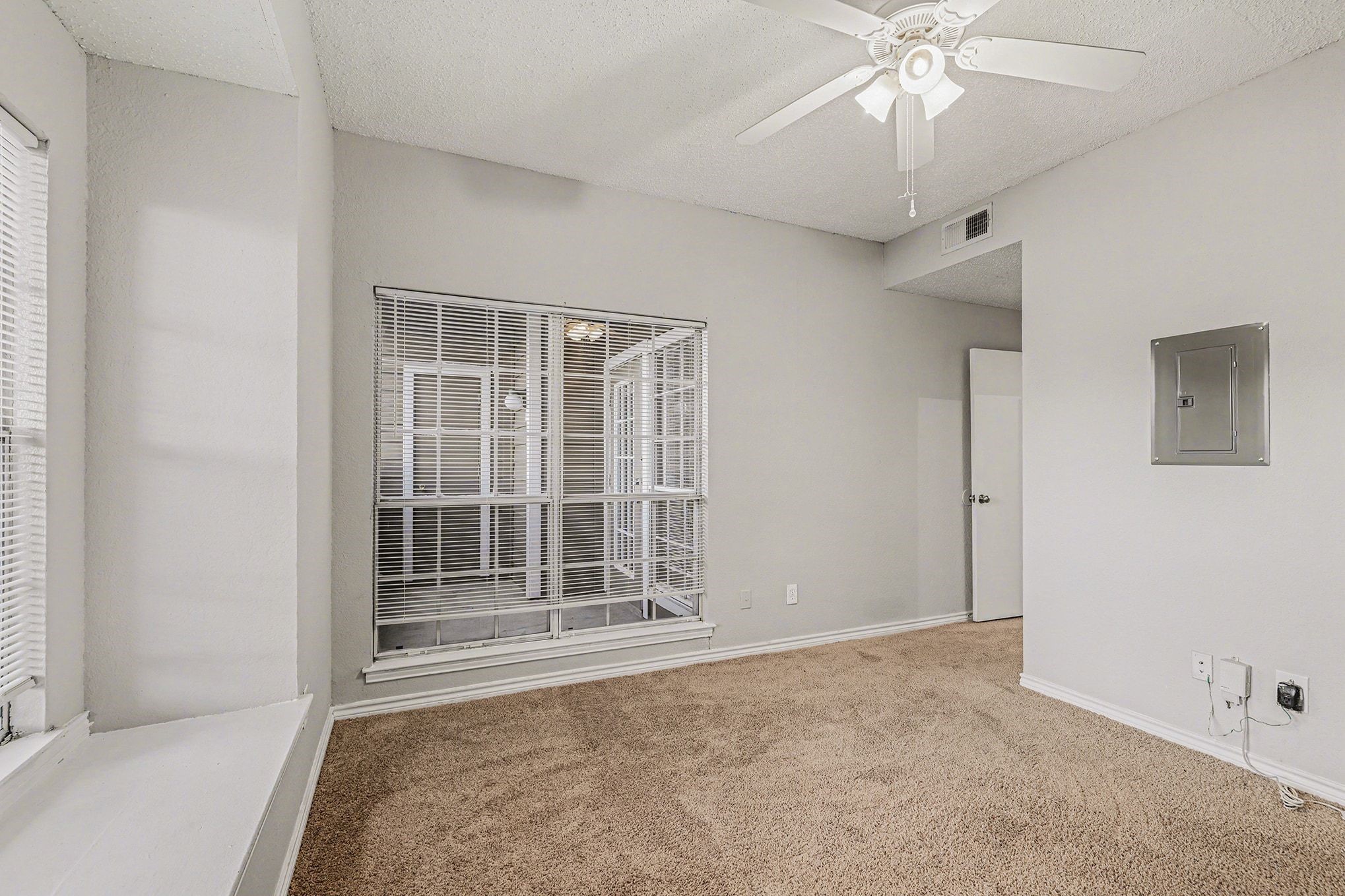 3607 W Northgate Drive Irving TX 75062