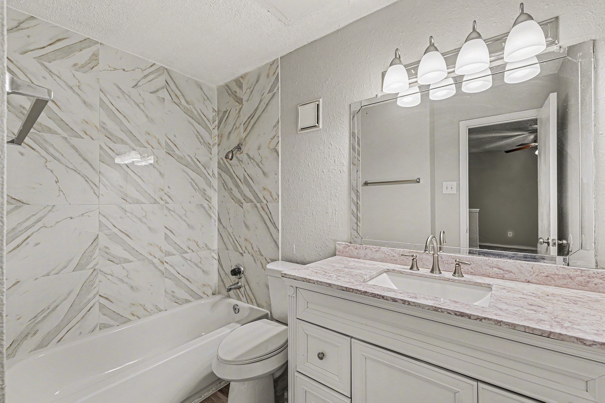 3607 W Northgate Drive Irving TX 75062