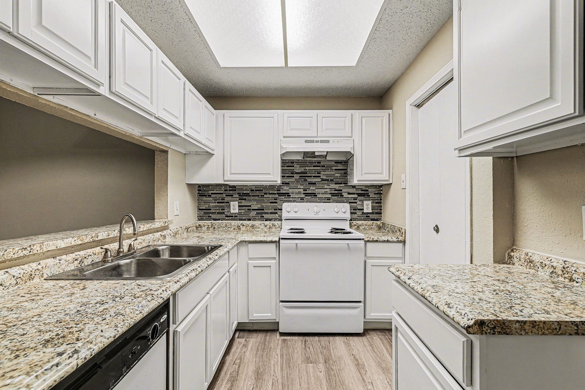 3607 W Northgate Drive Irving TX 75062