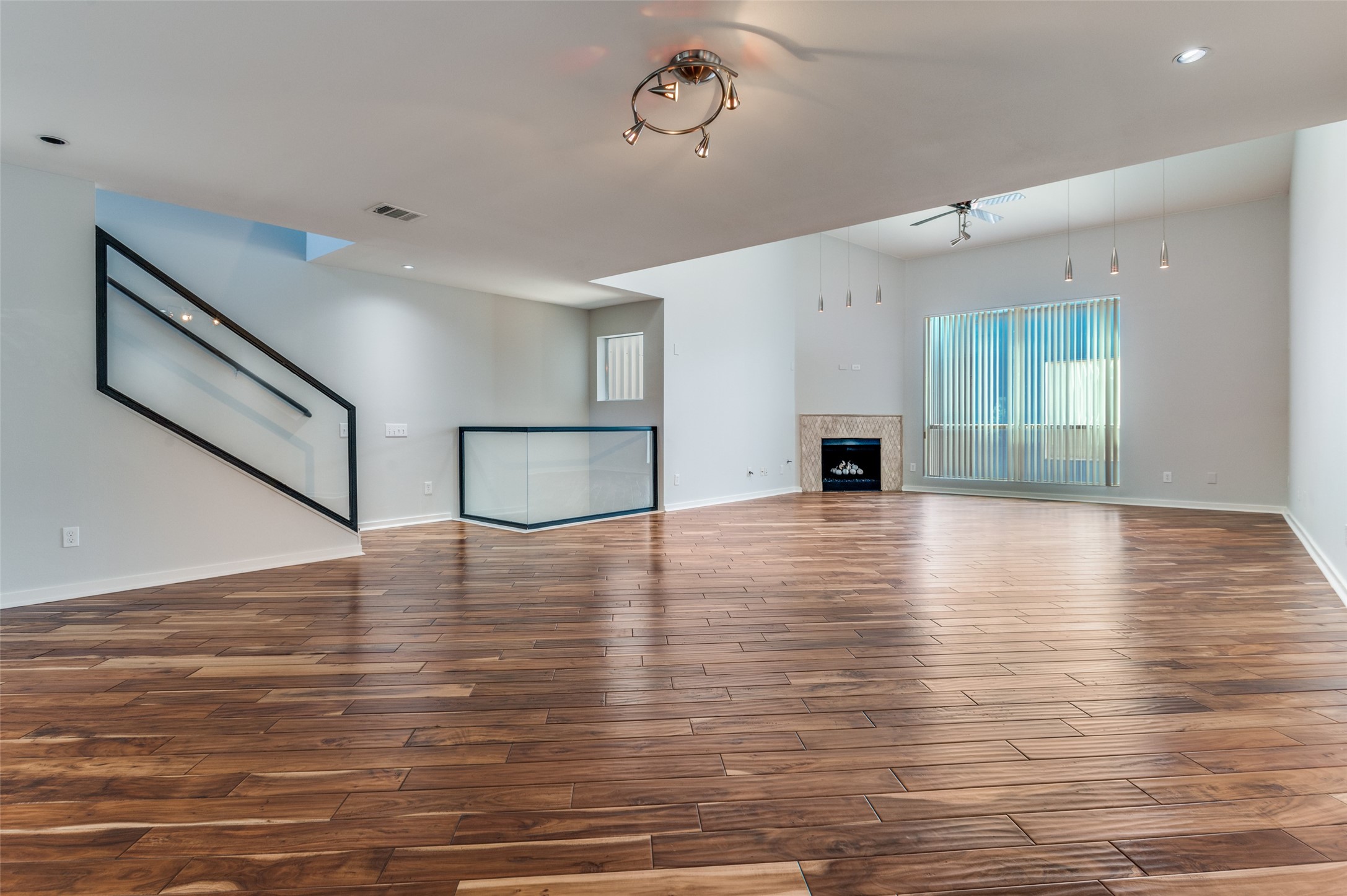 4213 Dickason Avenue Dallas TX 75219