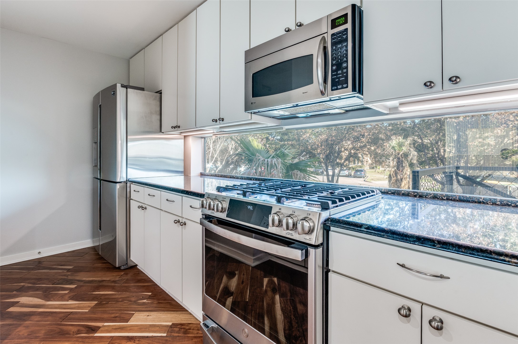 4213 Dickason Avenue Dallas TX 75219
