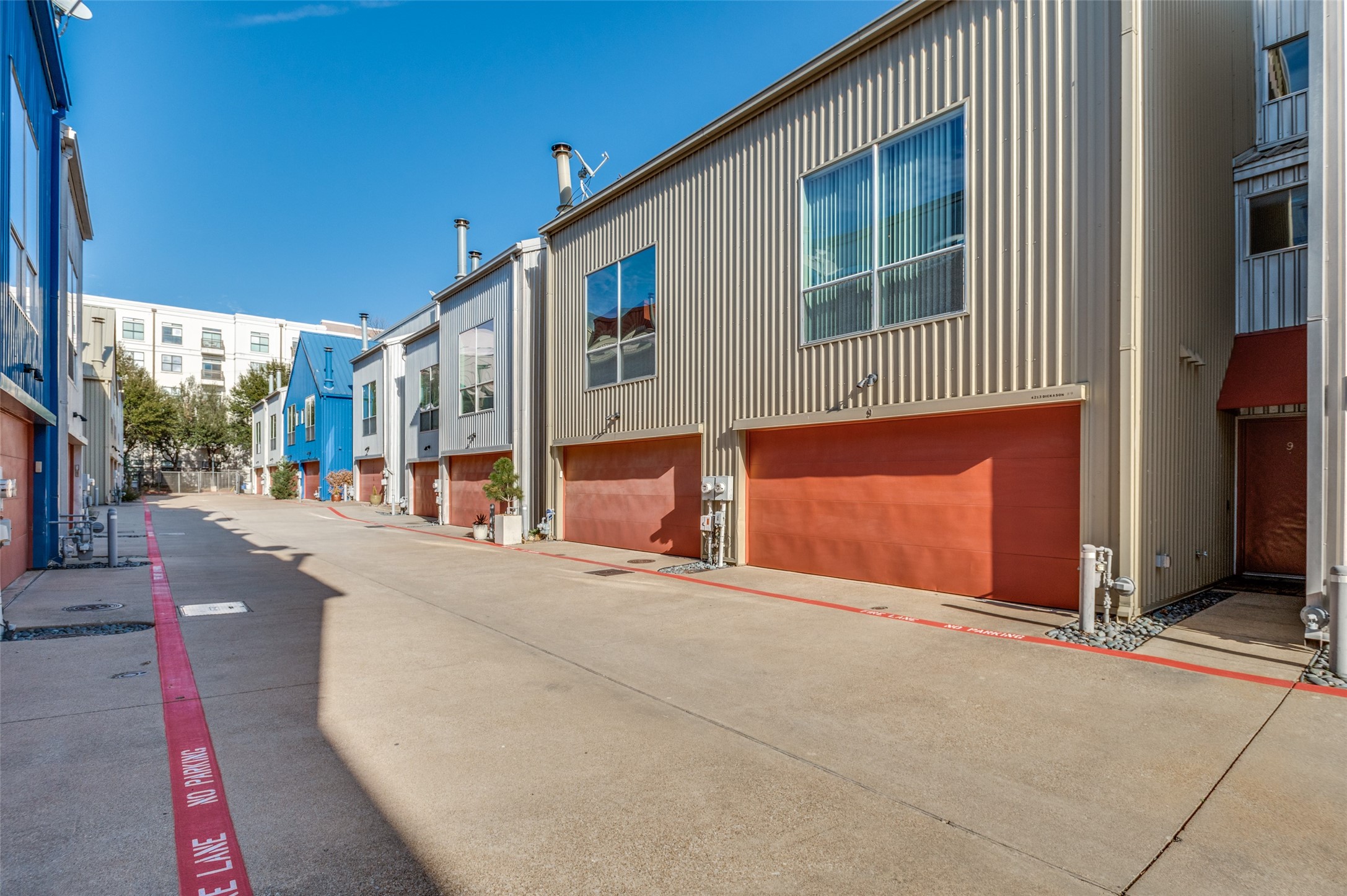 4213 Dickason Avenue Dallas TX 75219