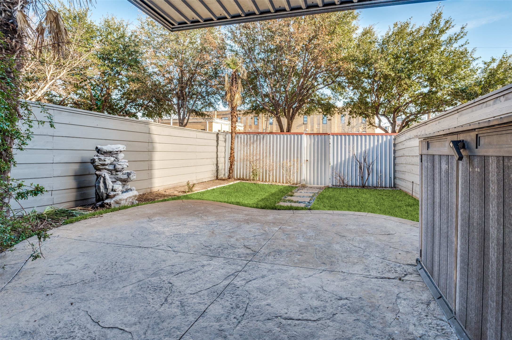 4213 Dickason Avenue Dallas TX 75219