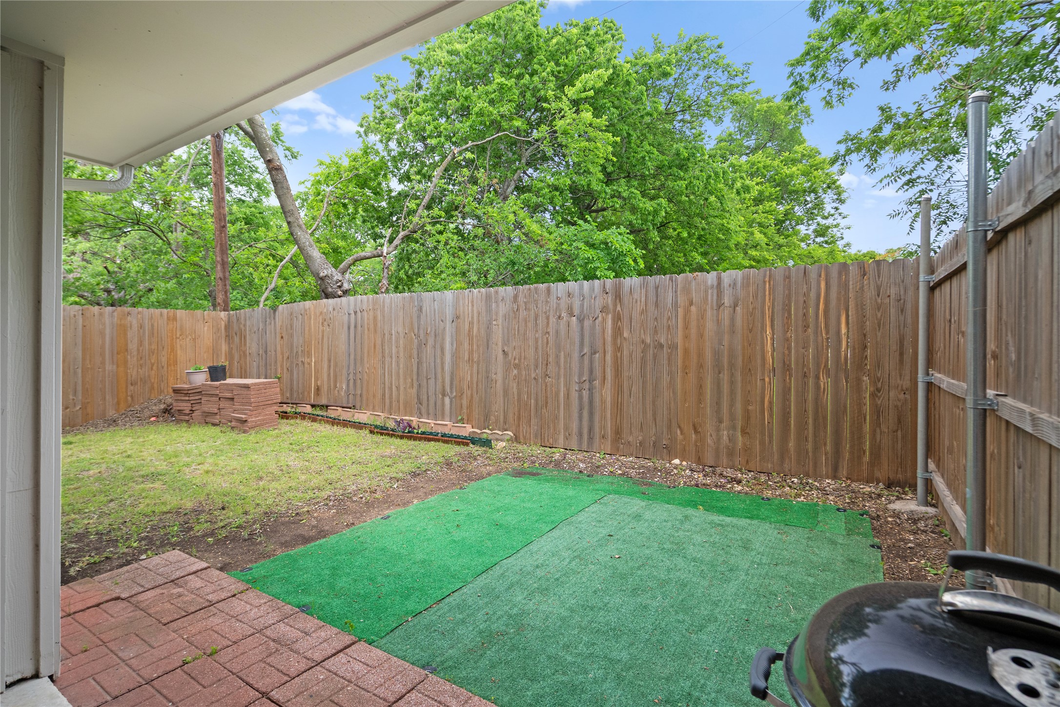 139 Graystone Place Duncanville TX 75137