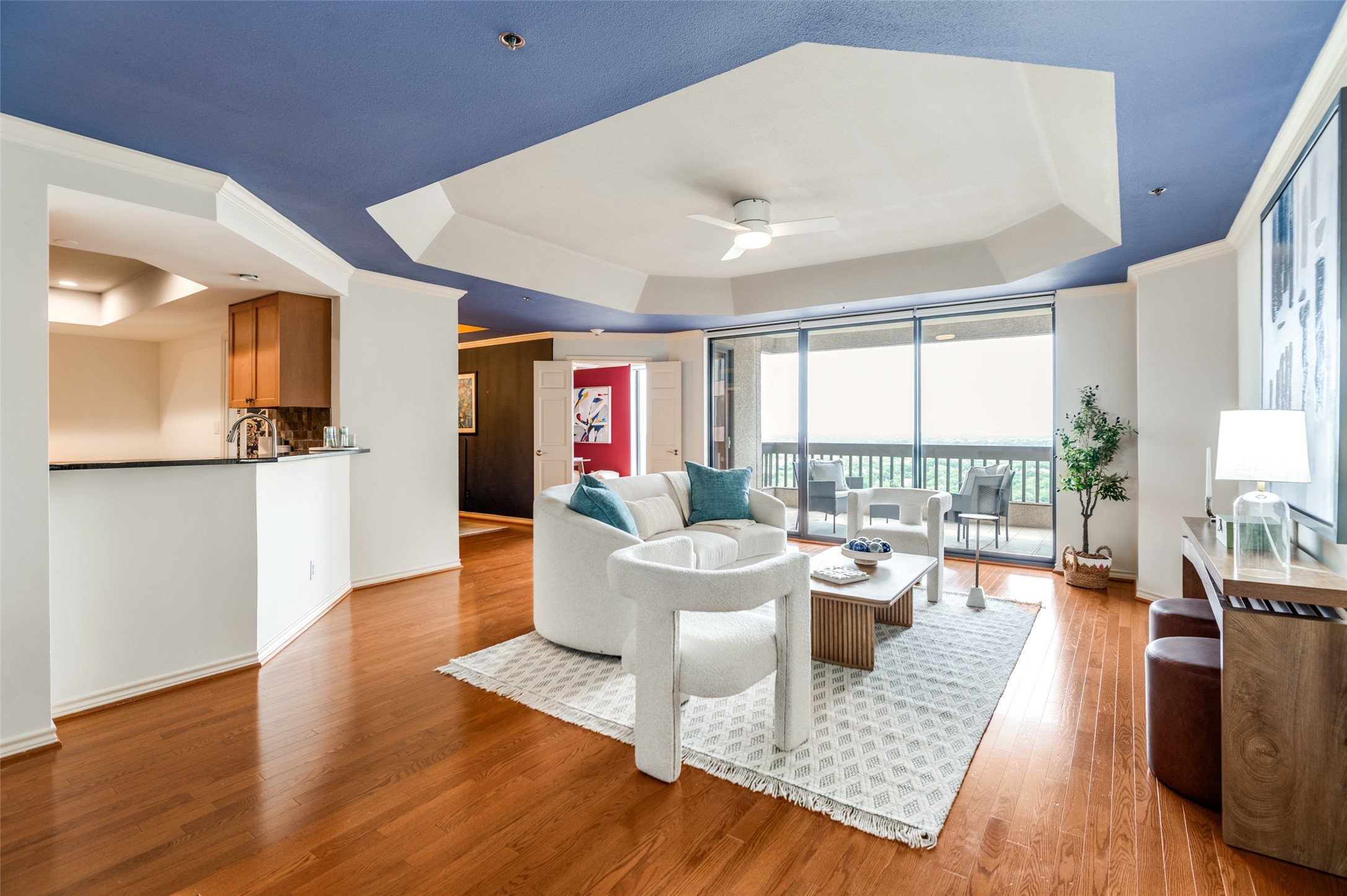 5909 Luther Lane Dallas TX 75225