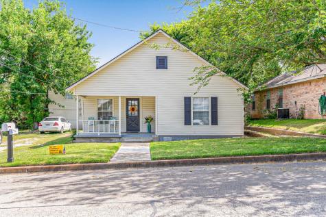 805 W Bridge Street Weatherford TX 76086