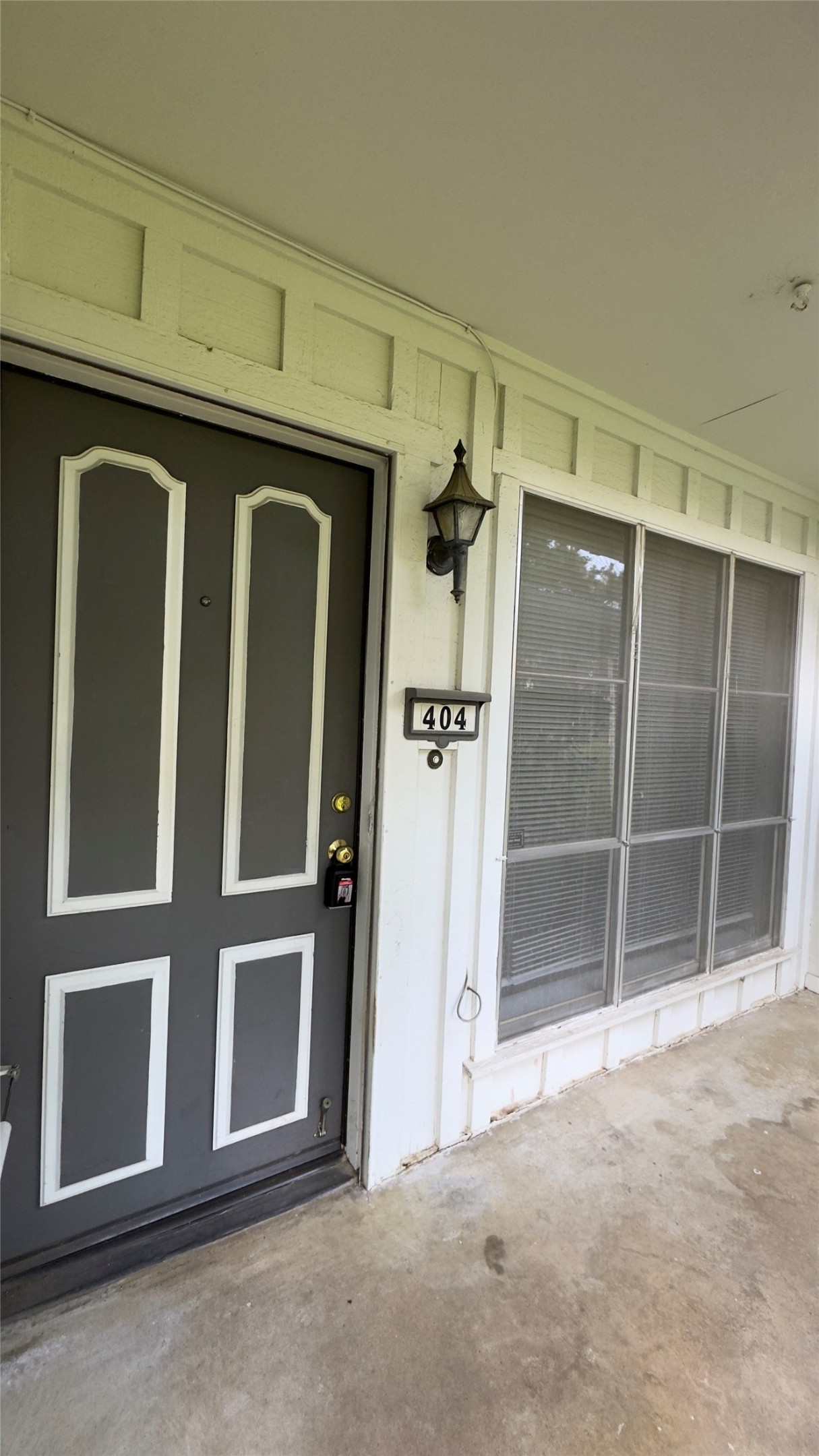 404 Hollyhill Lane Denton TX 76205