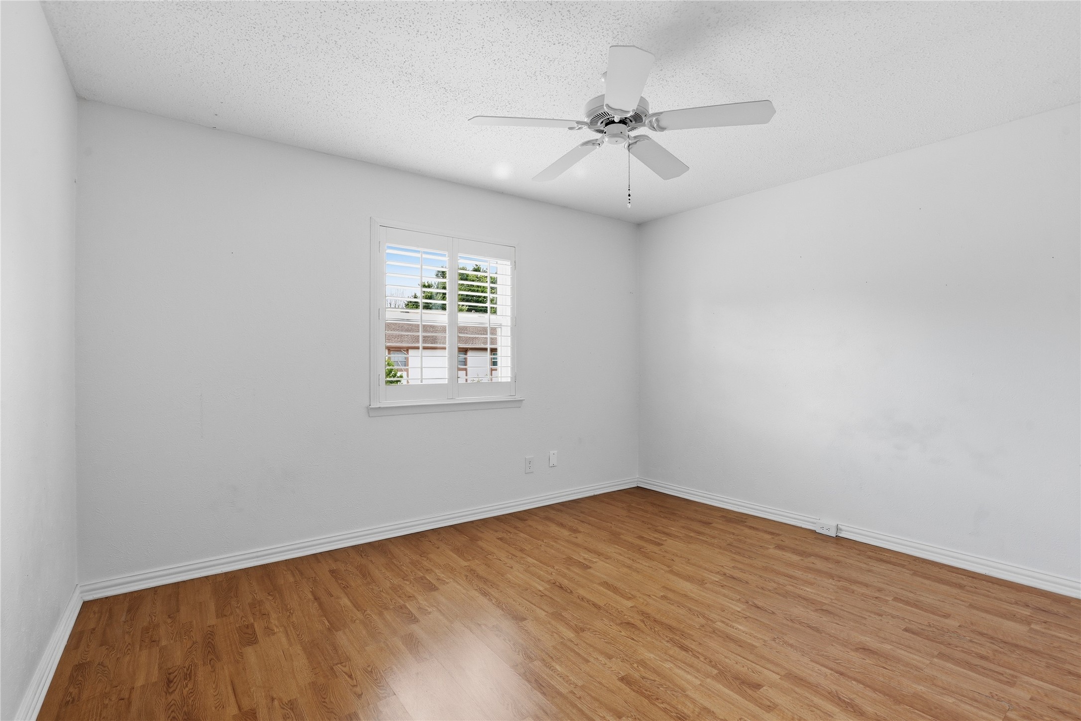 306 Westview Terrace Arlington TX 76013