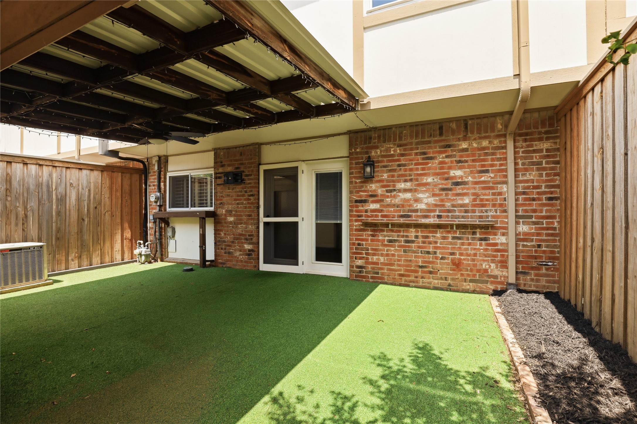 306 Westview Terrace Arlington TX 76013