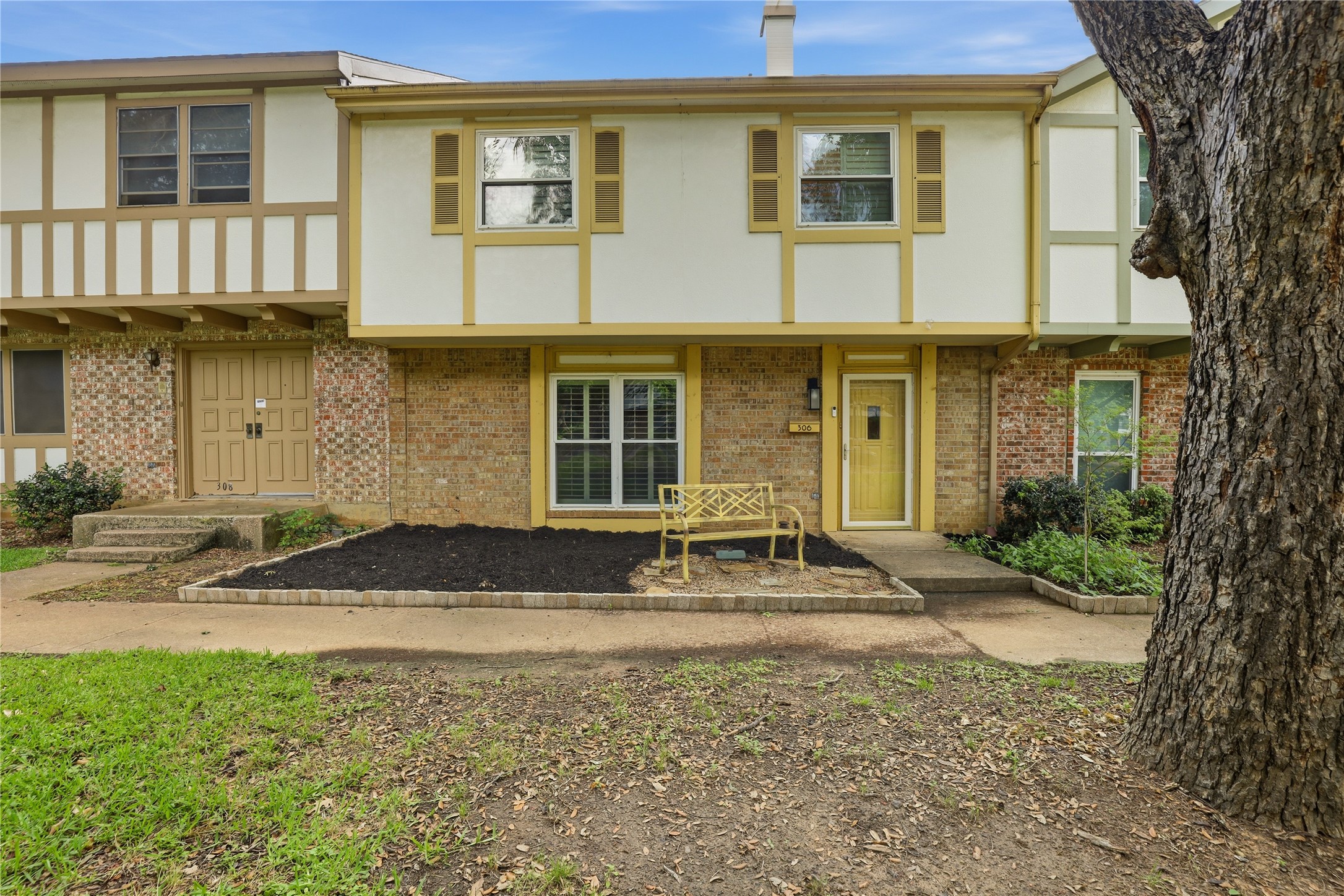 306 Westview Terrace Arlington TX 76013
