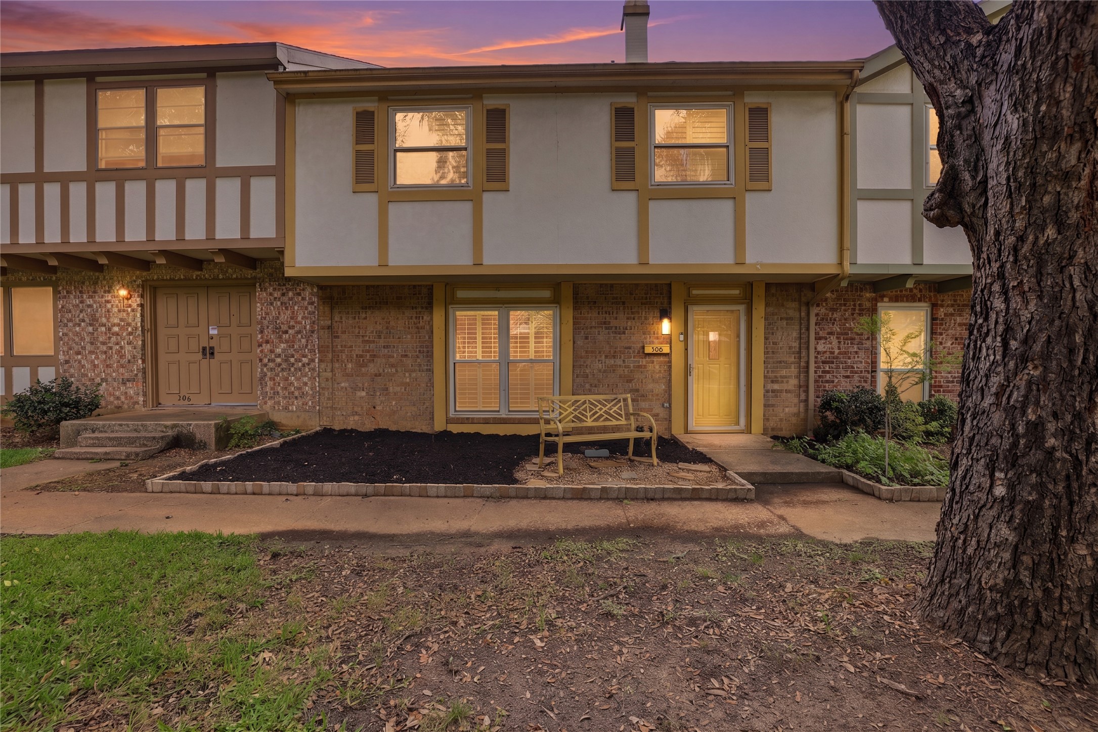 306 Westview Terrace Arlington TX 76013