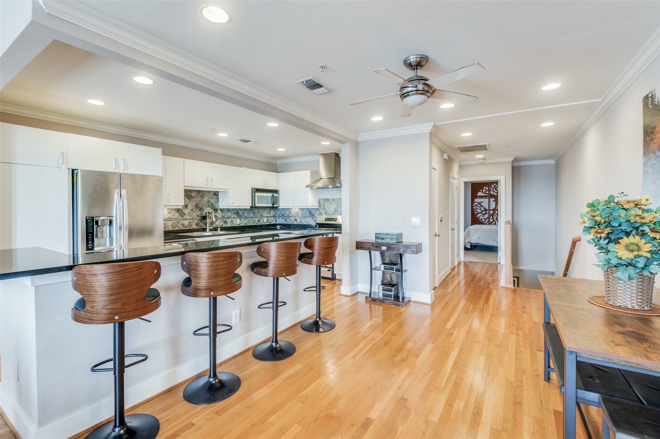 5055 Addison Circle Addison TX 75001