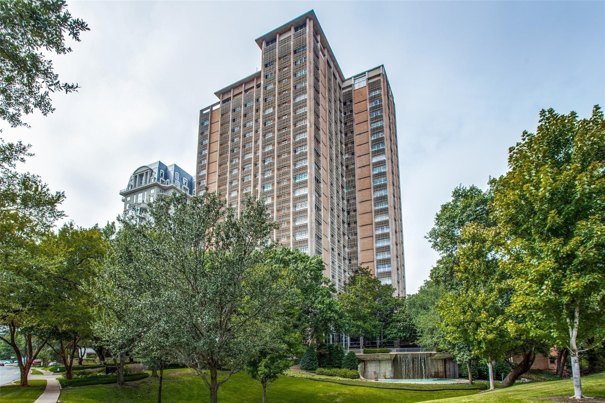 3525 Turtle Creek Boulevard Dallas TX 75219