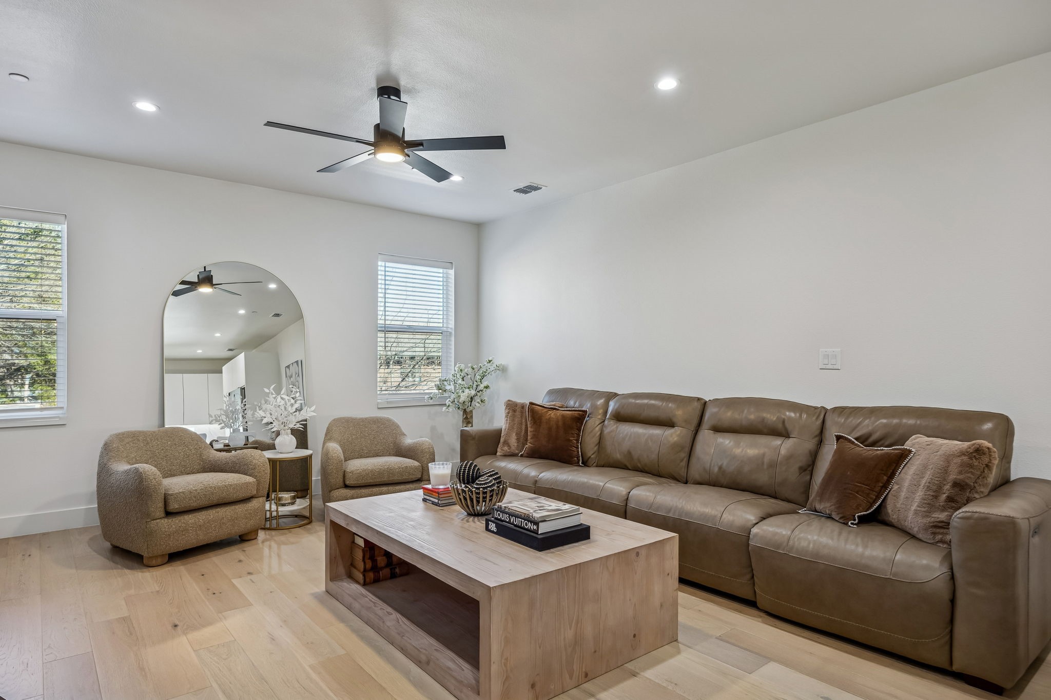 1147 N Madison Avenue Dallas TX 75208