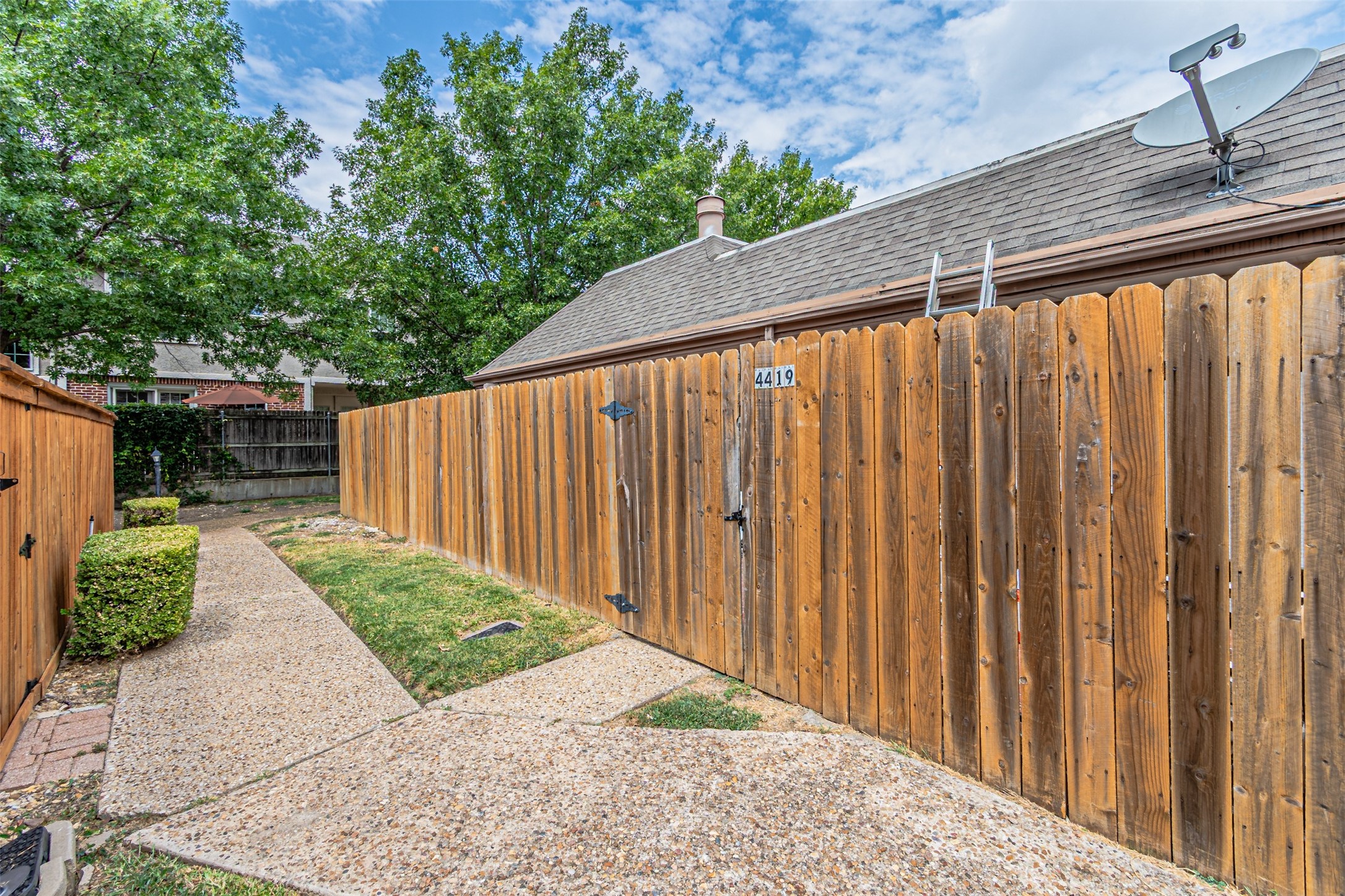 4419 Westminster Drive Irving TX 75038