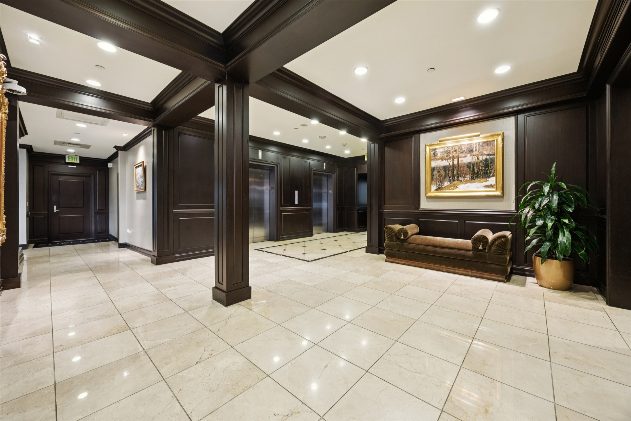 5909 Luther Lane Dallas TX 75225