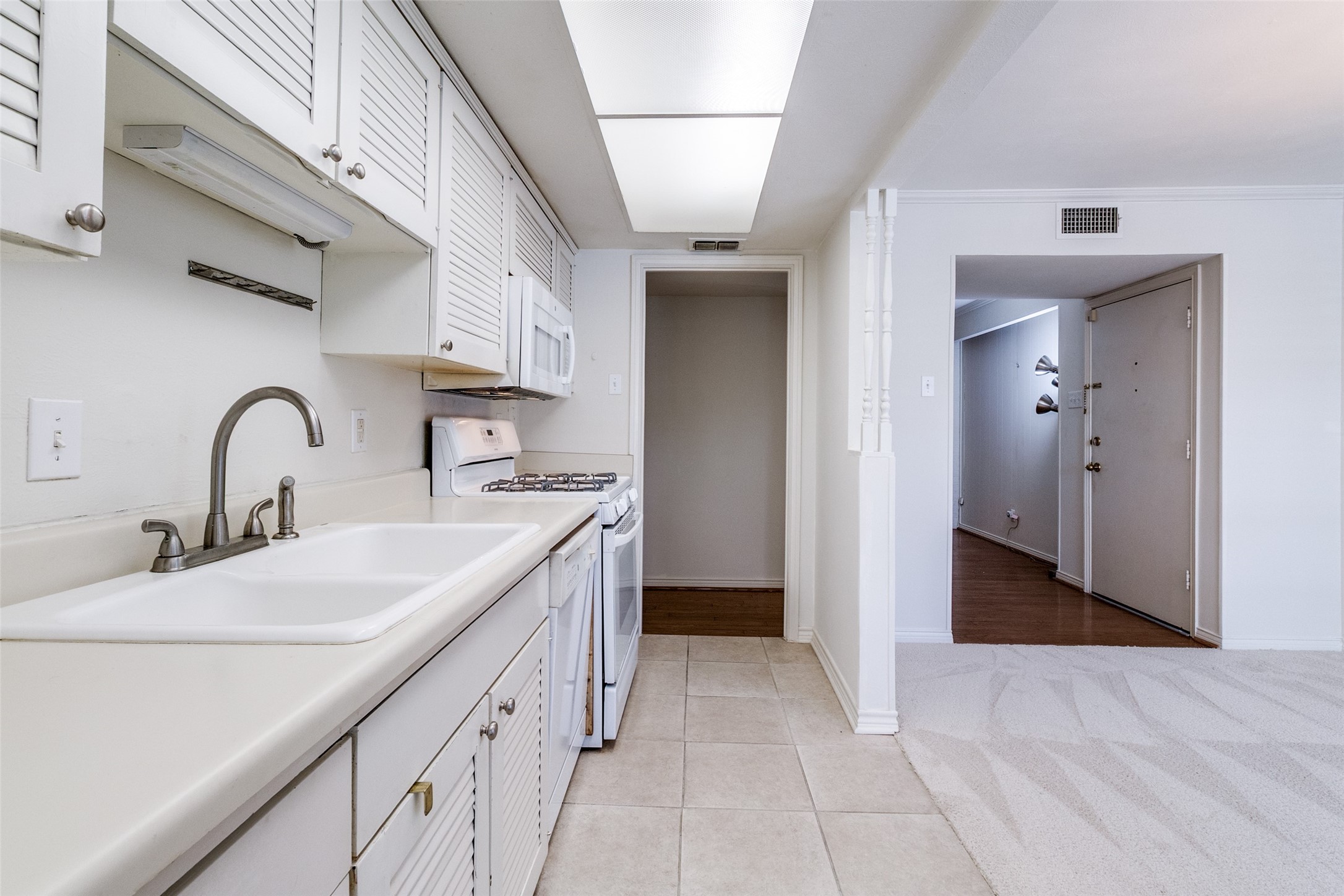 5833 Copperwood Lane Dallas TX 75248