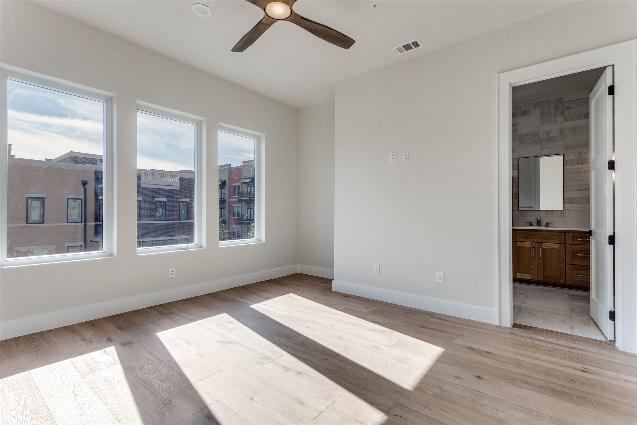 250 E Dallas Road Grapevine TX 76051