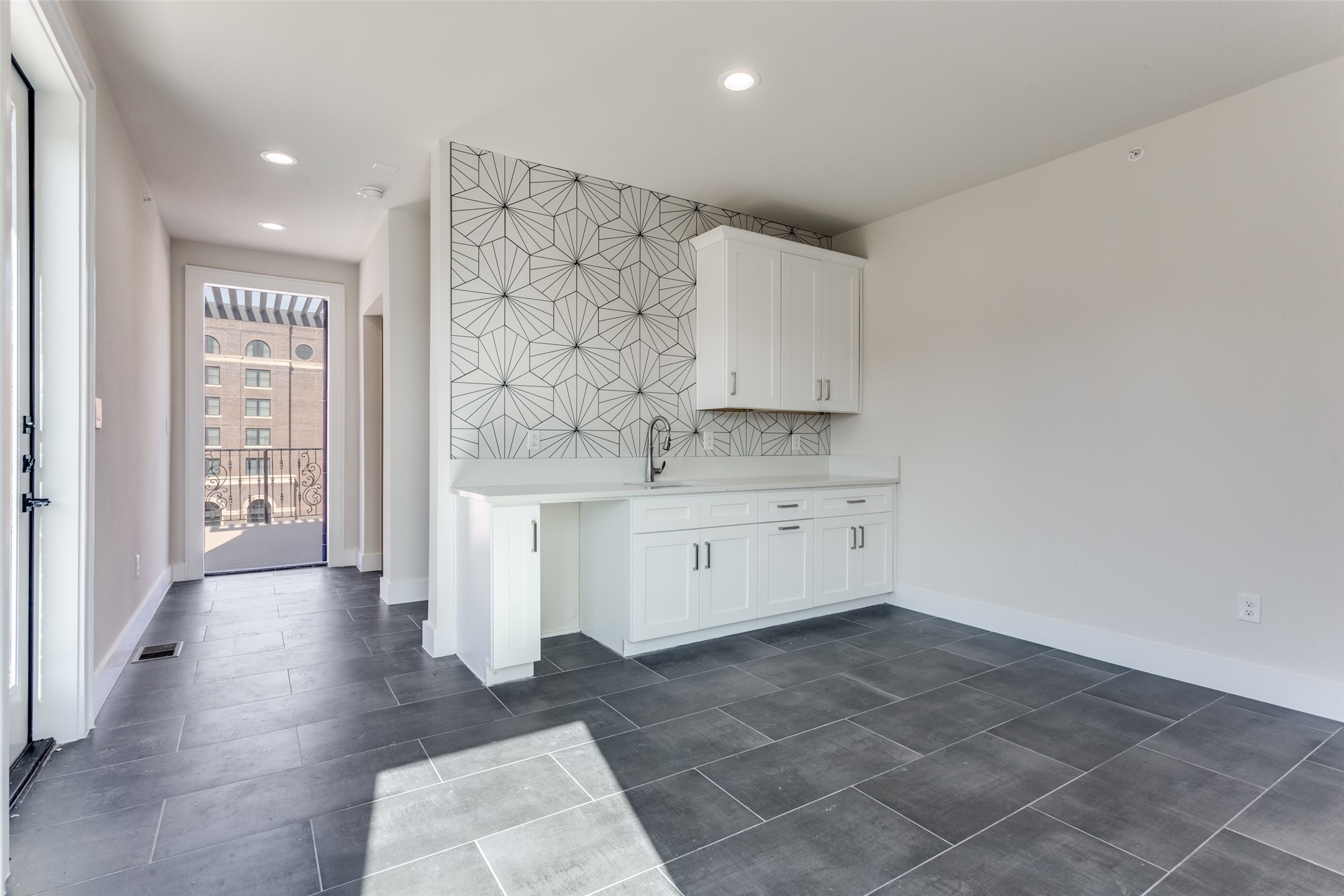 250 E Dallas Road Grapevine TX 76051