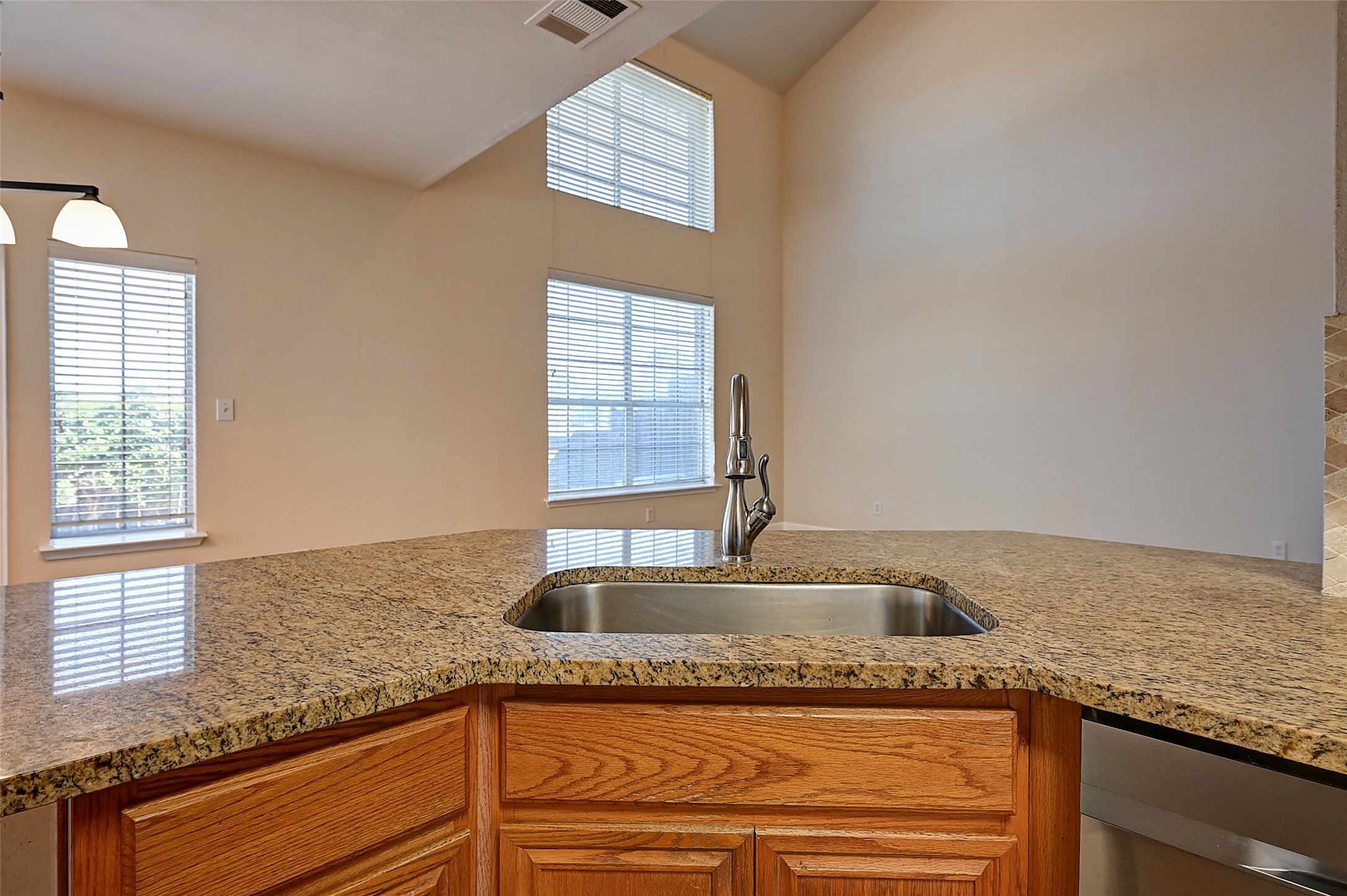4567 Woodsboro Lane Plano TX 75024