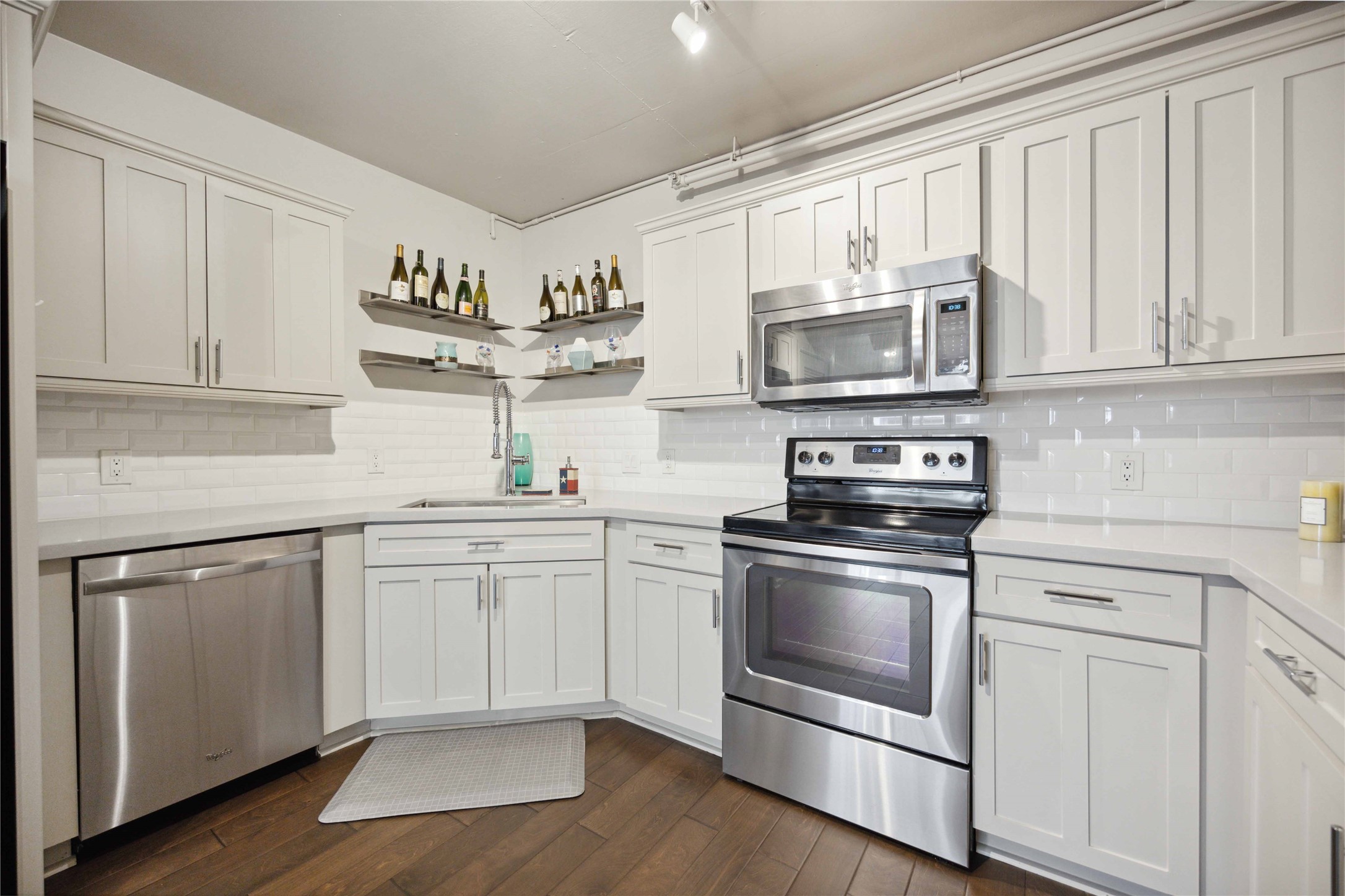 1005 S Shepherd Drive Houston TX 77019