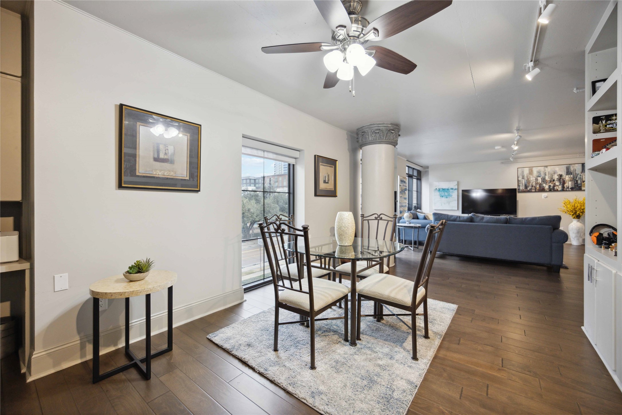 1005 S Shepherd Drive Houston TX 77019