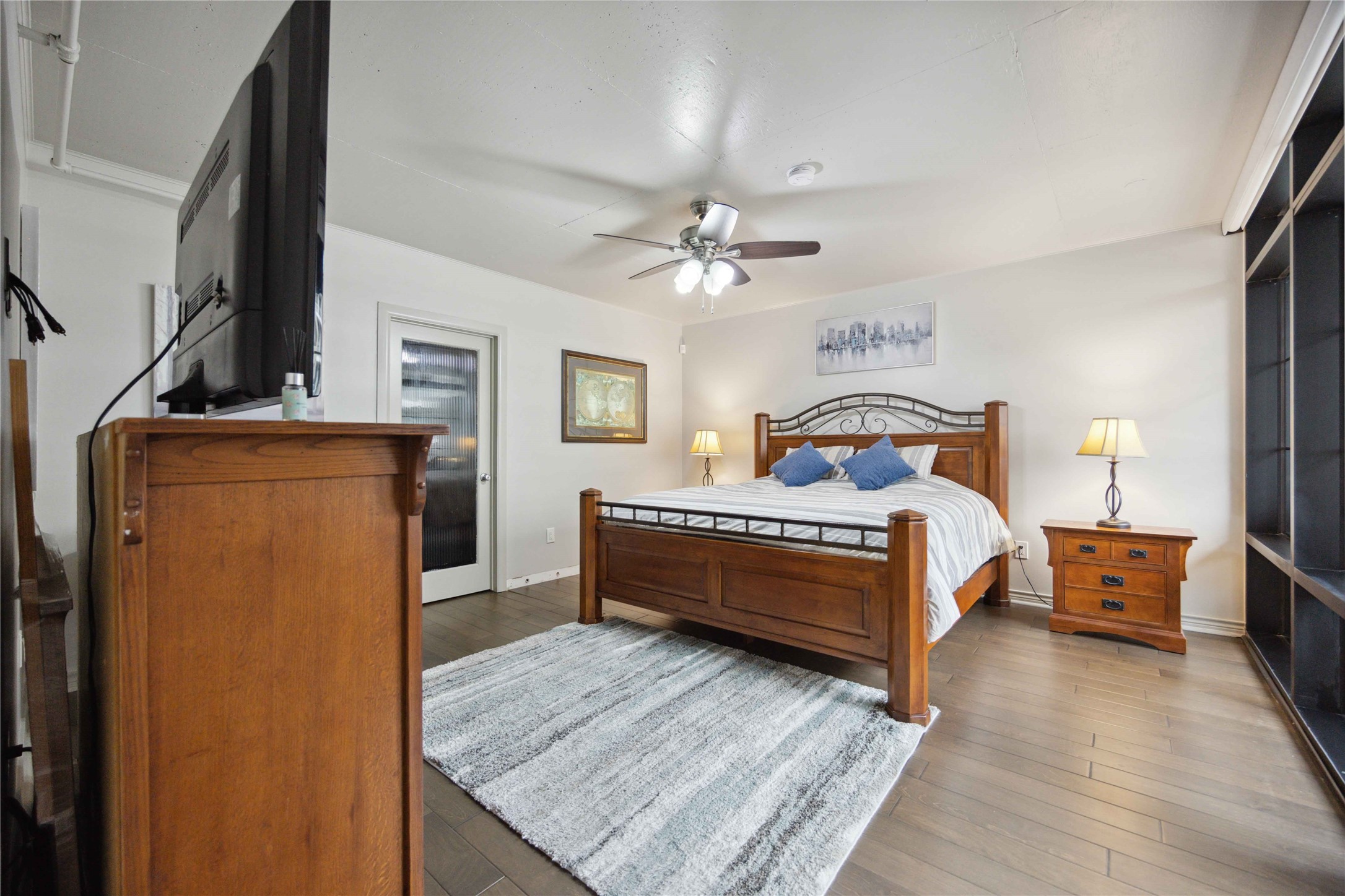 1005 S Shepherd Drive Houston TX 77019