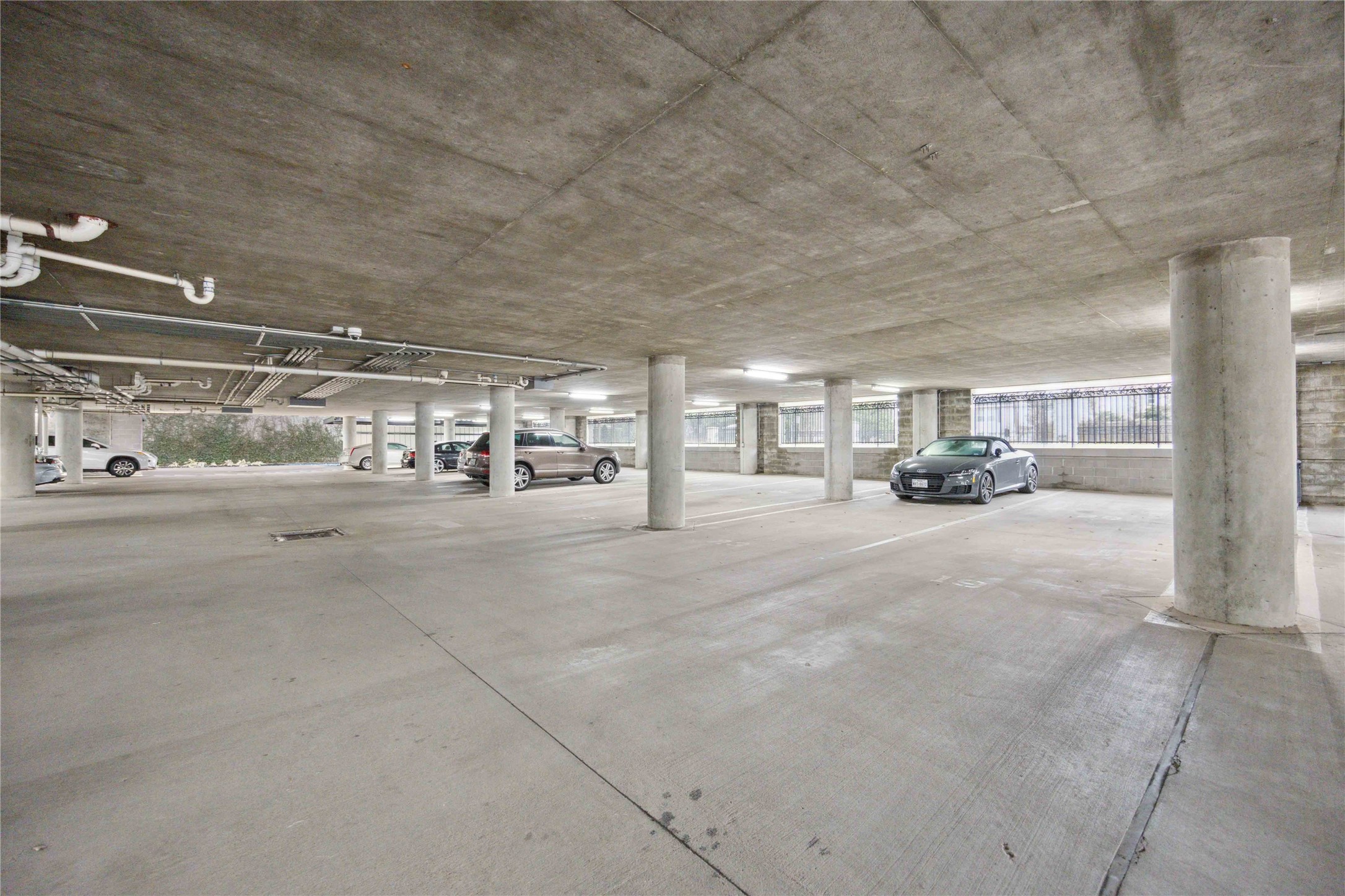 1005 S Shepherd Drive Houston TX 77019