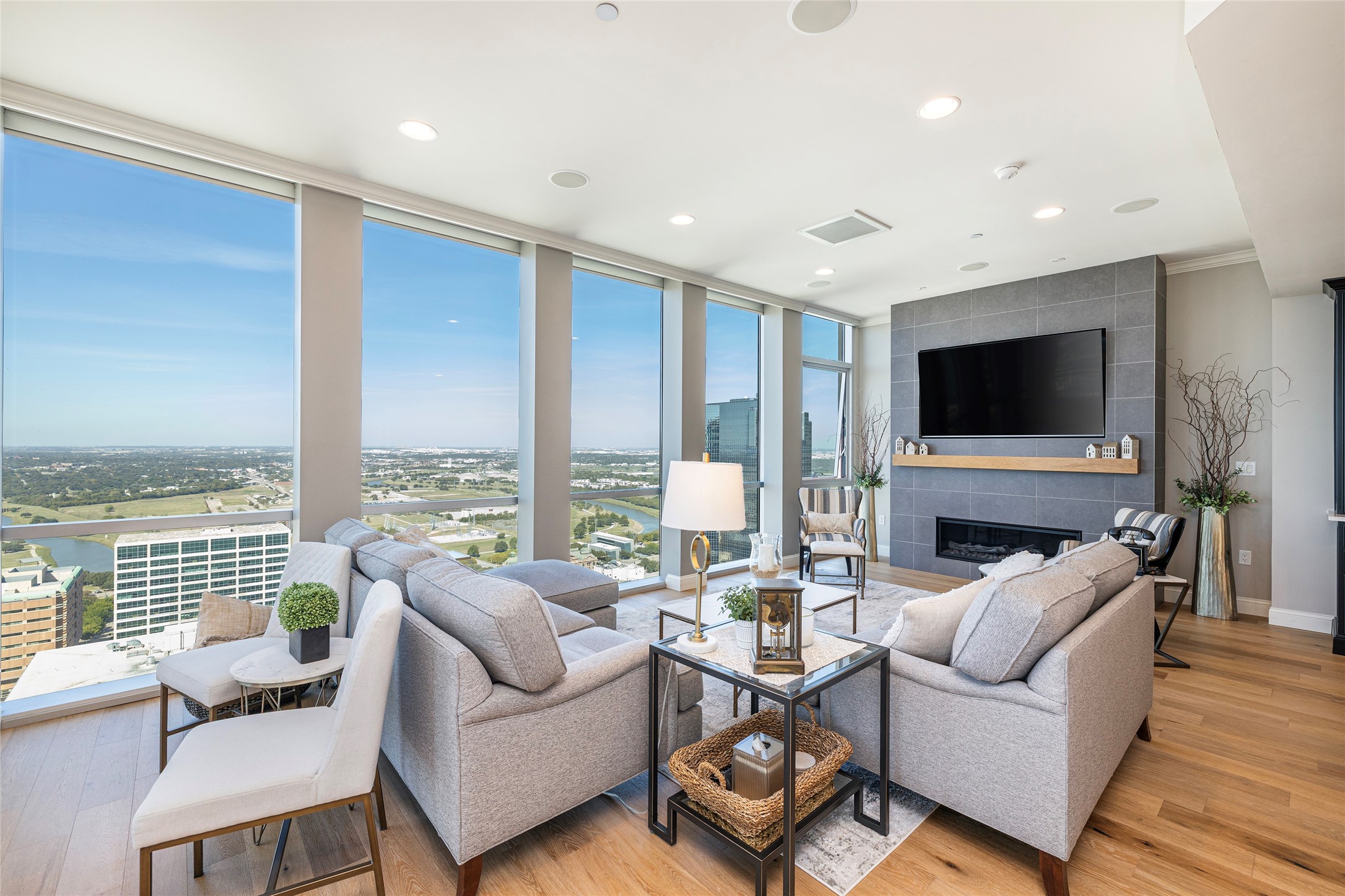 500 Throckmorton Street Fort Worth TX 76102