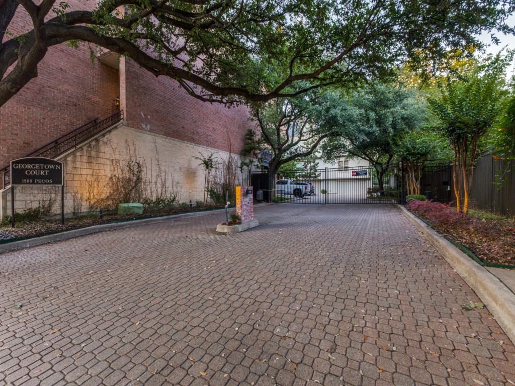 1500 Pecos Street Dallas TX 75204