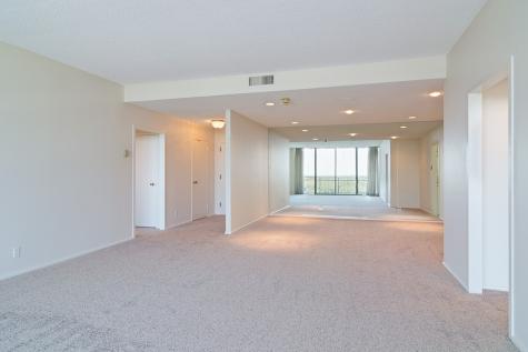 6335 W Northwest Highway Dallas TX 75225