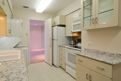 6335 W Northwest Highway Dallas TX 75225