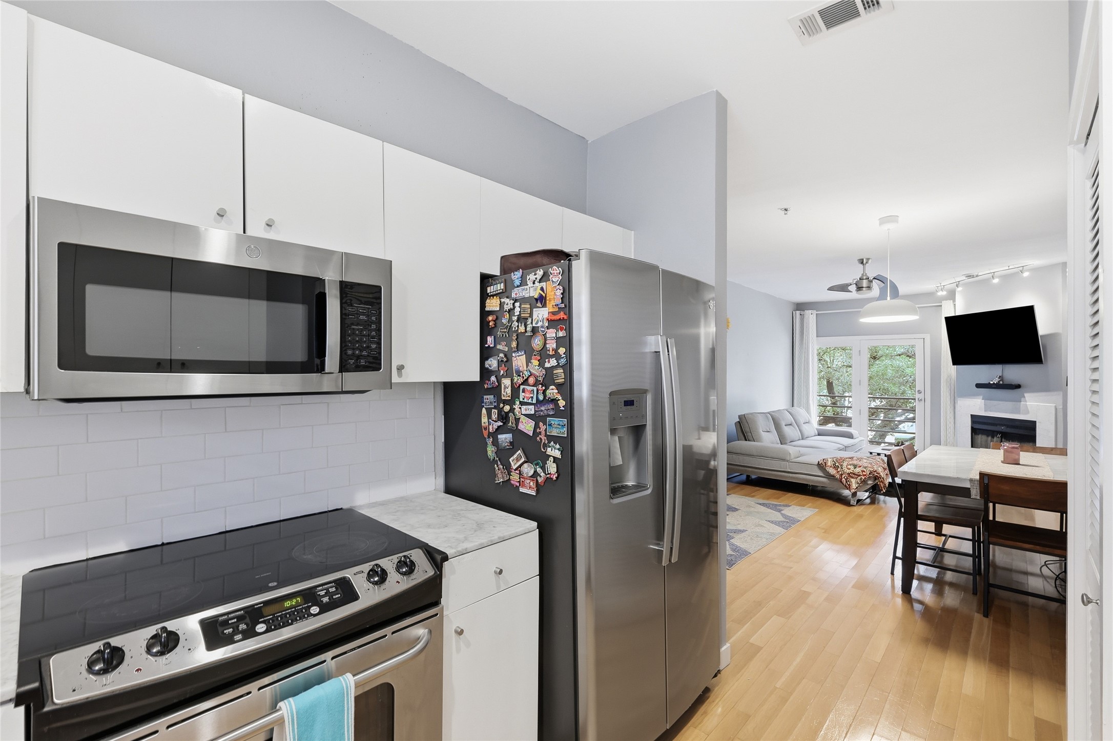 4111 Cole Avenue Dallas TX 75204