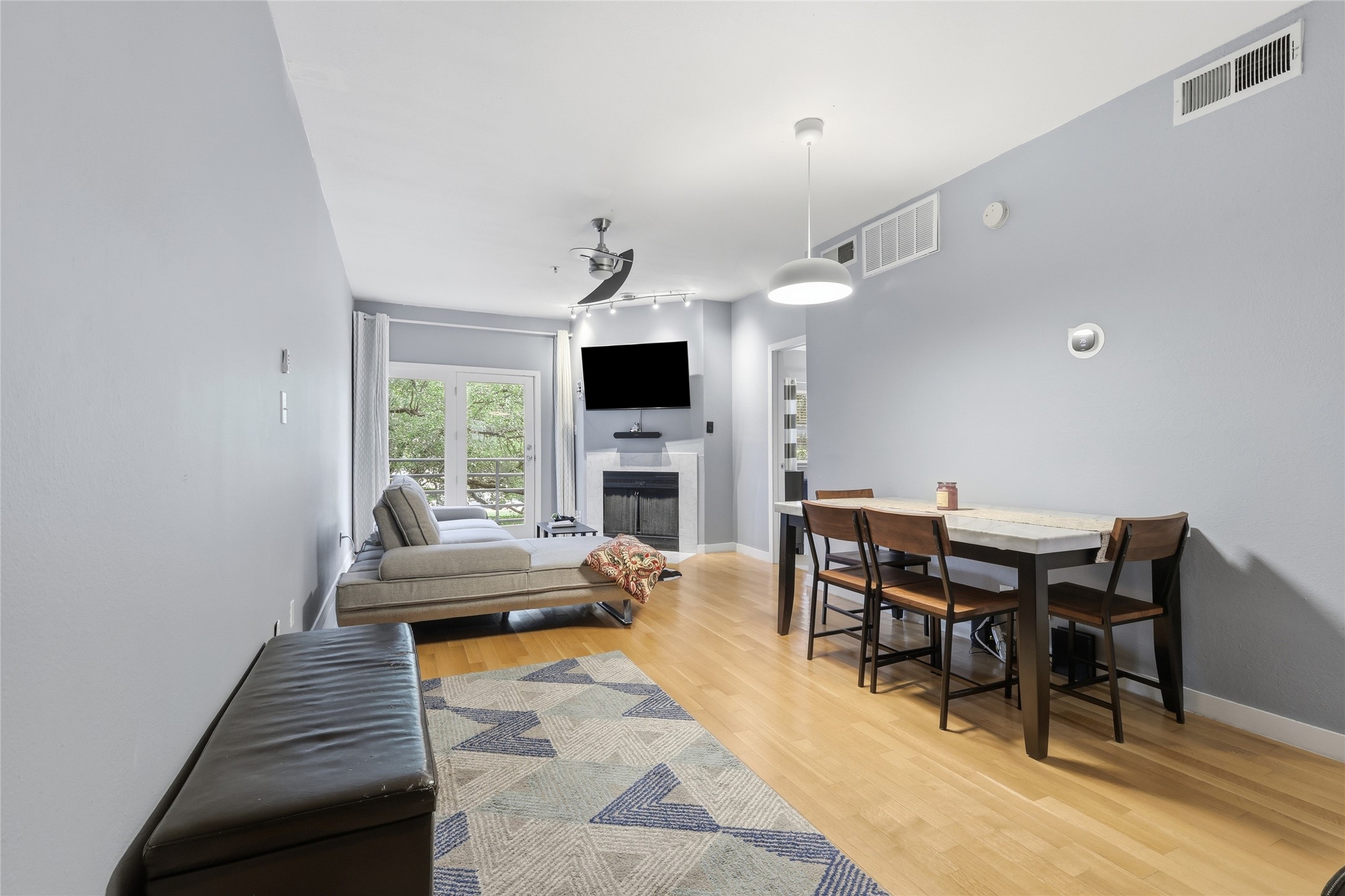 4111 Cole Avenue Dallas TX 75204