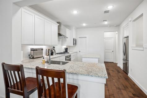 536 Ballustrade Drive Irving TX 75039