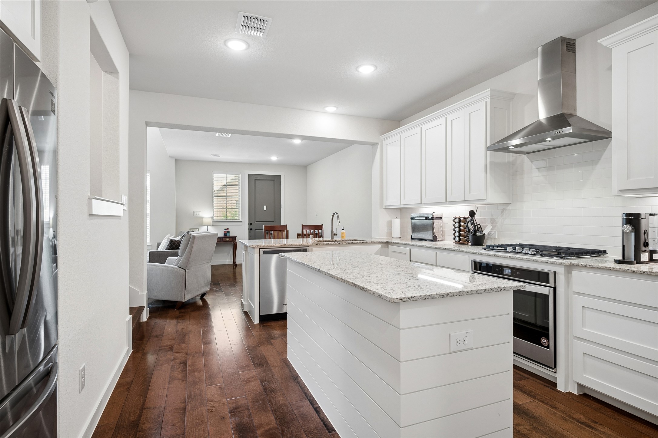 536 Ballustrade Drive Irving TX 75039