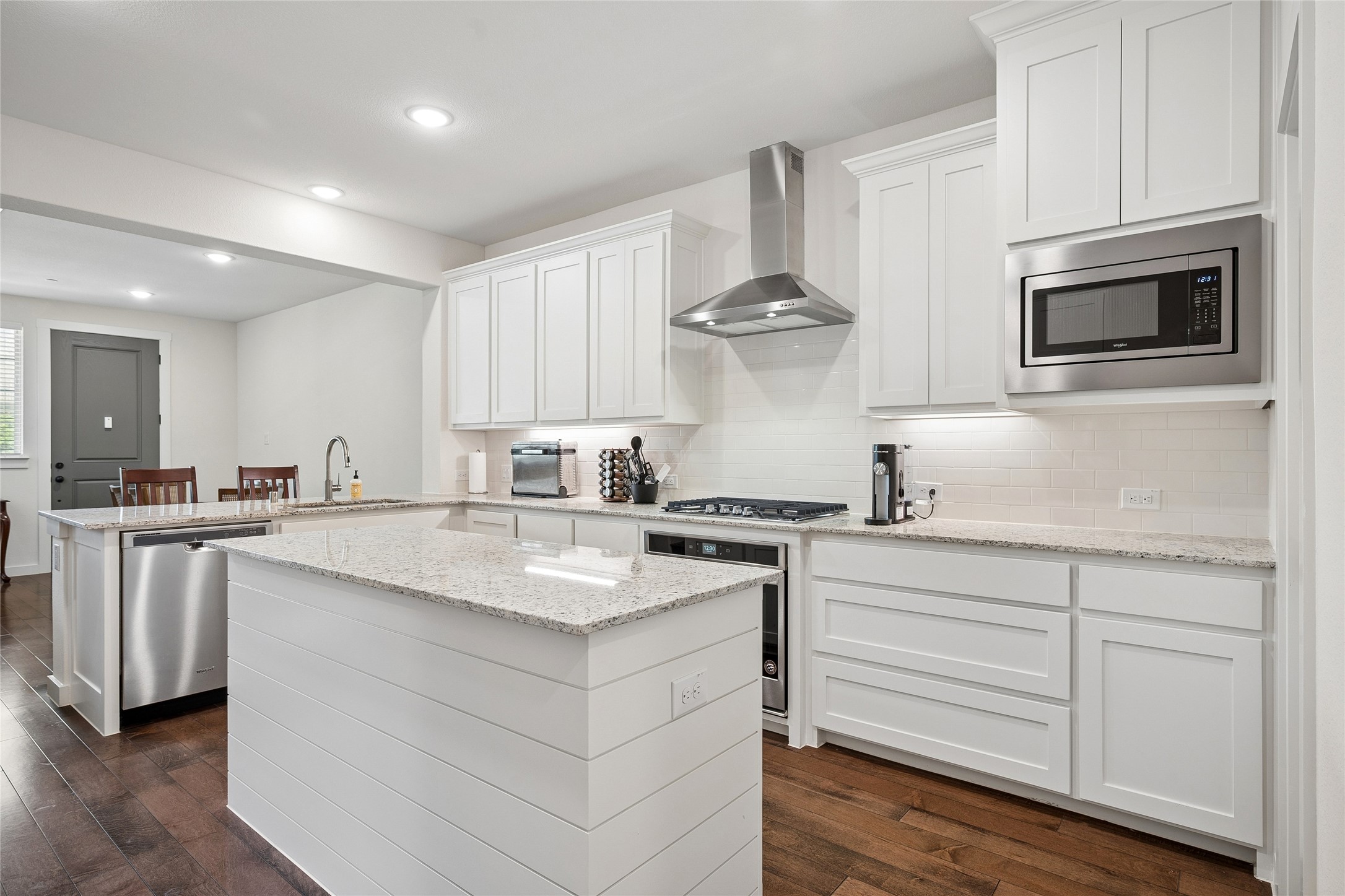 536 Ballustrade Drive Irving TX 75039