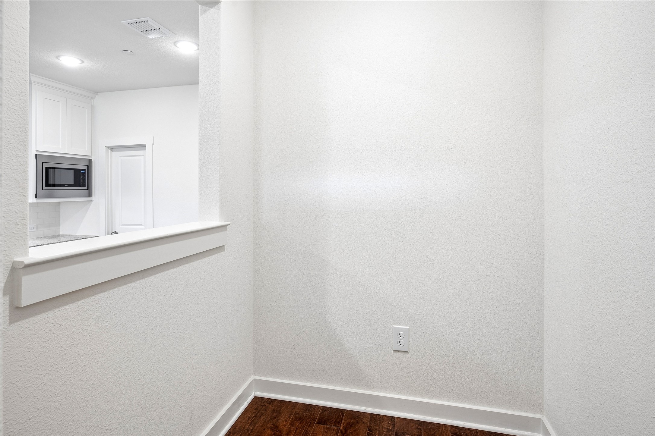 536 Ballustrade Drive Irving TX 75039