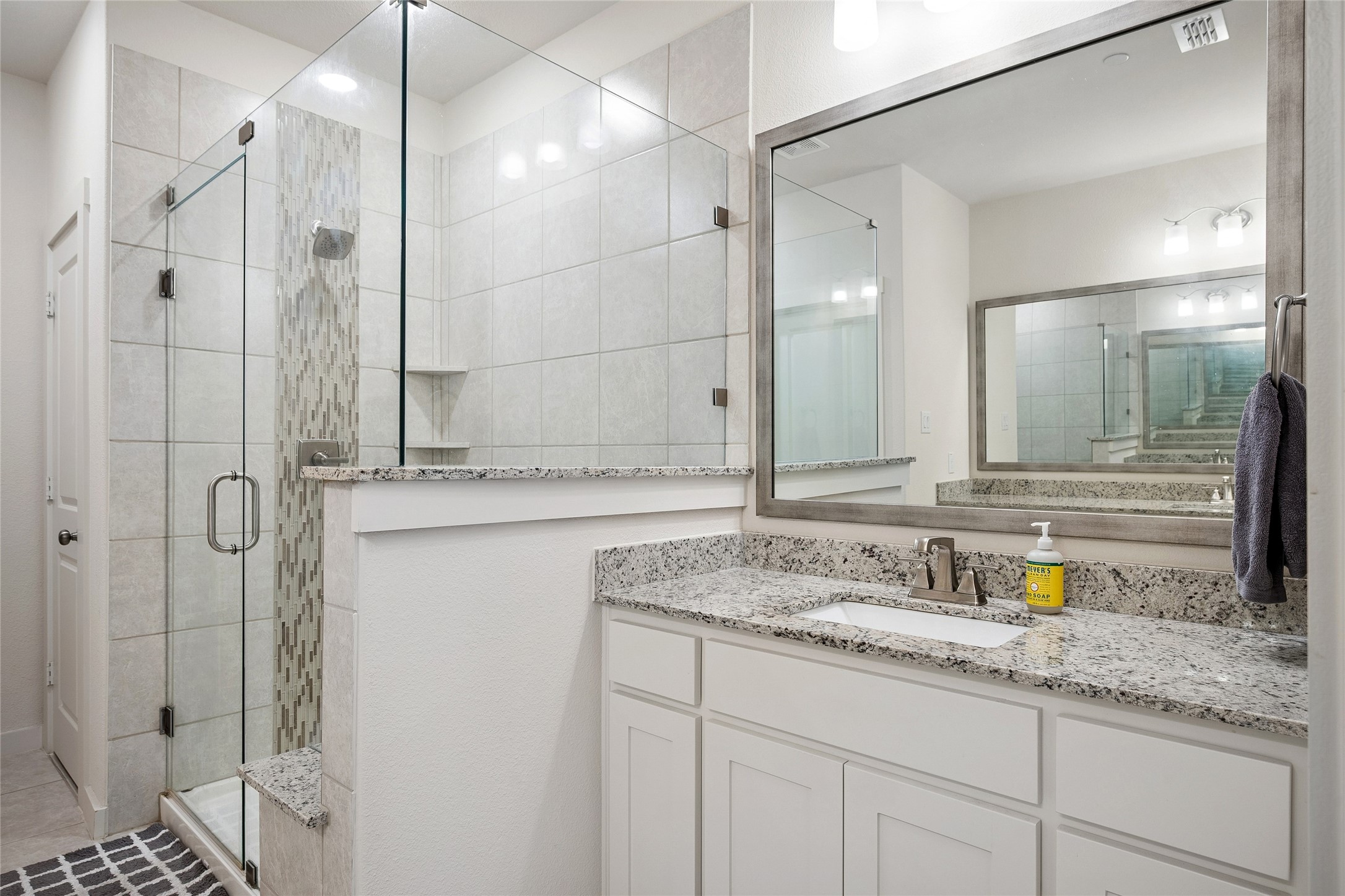 536 Ballustrade Drive Irving TX 75039