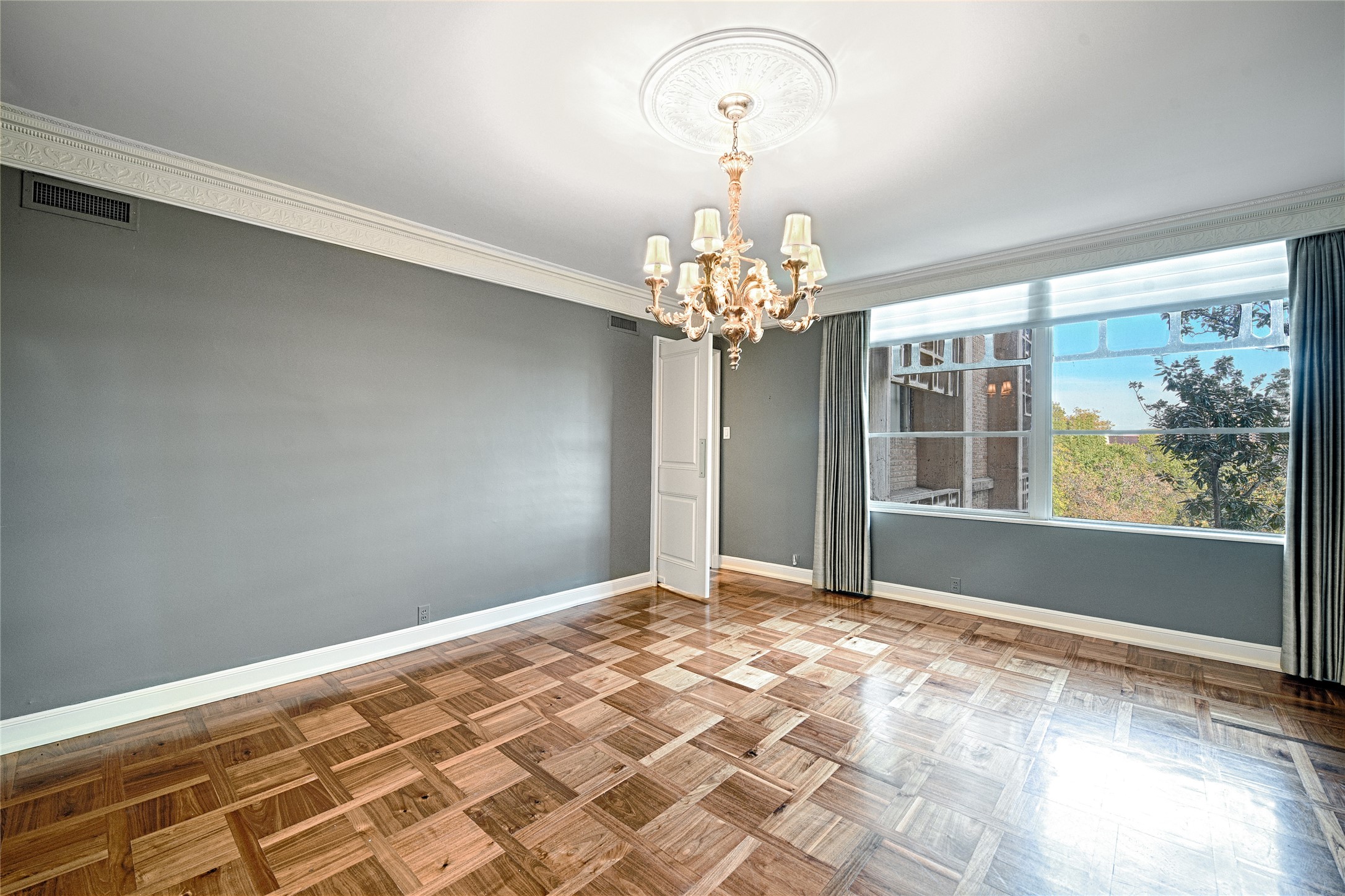 3525 Turtle Creek Boulevard Dallas TX 75219