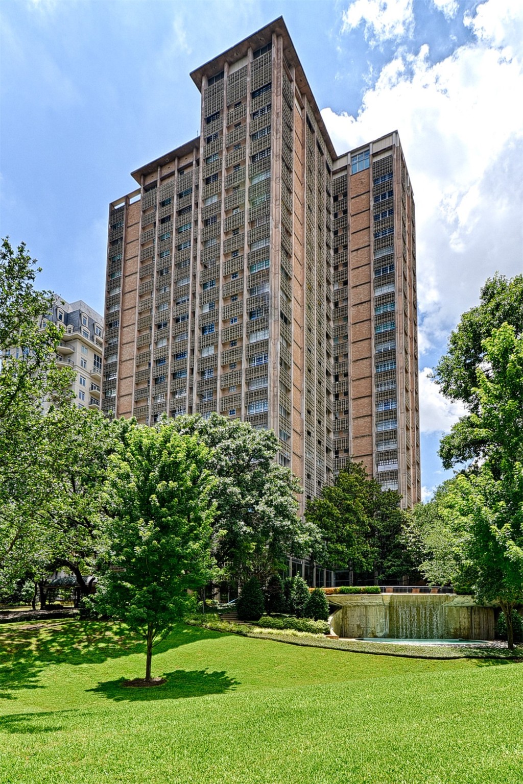 3525 Turtle Creek Boulevard Dallas TX 75219